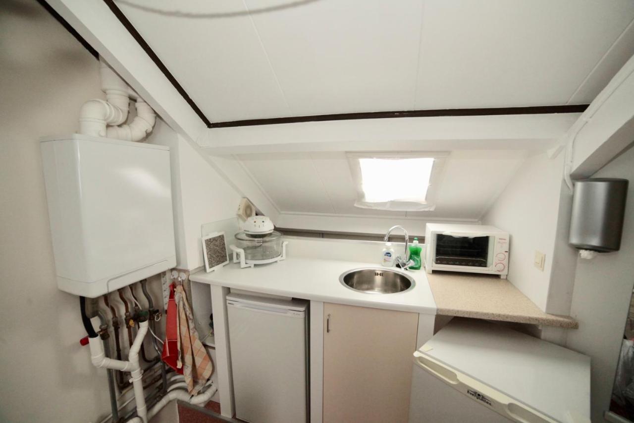 Kuipers Bed Bed & Breakfast Volendam Bagian luar foto