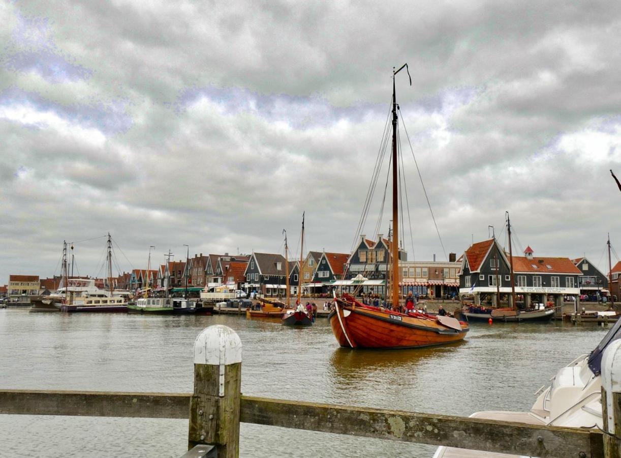 Kuipers Bed Bed & Breakfast Volendam Bagian luar foto